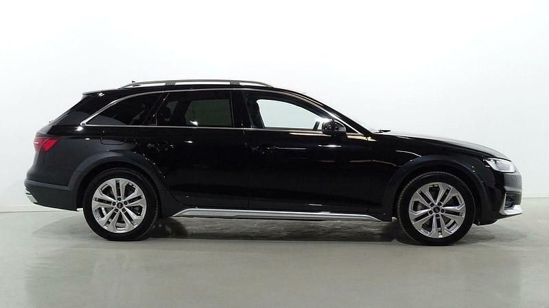 Usado Audi A4 Allroad 204 CV (150 kW) 2022 Negro Familiar