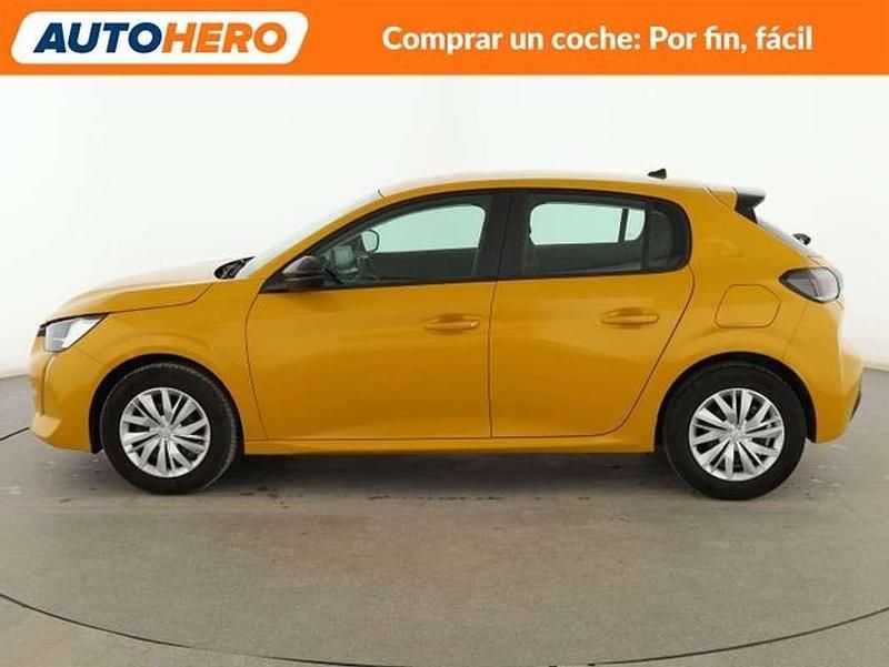 Usado Peugeot 208 Active 102 CV (75 kW) 2023 Amarillo Utilitario