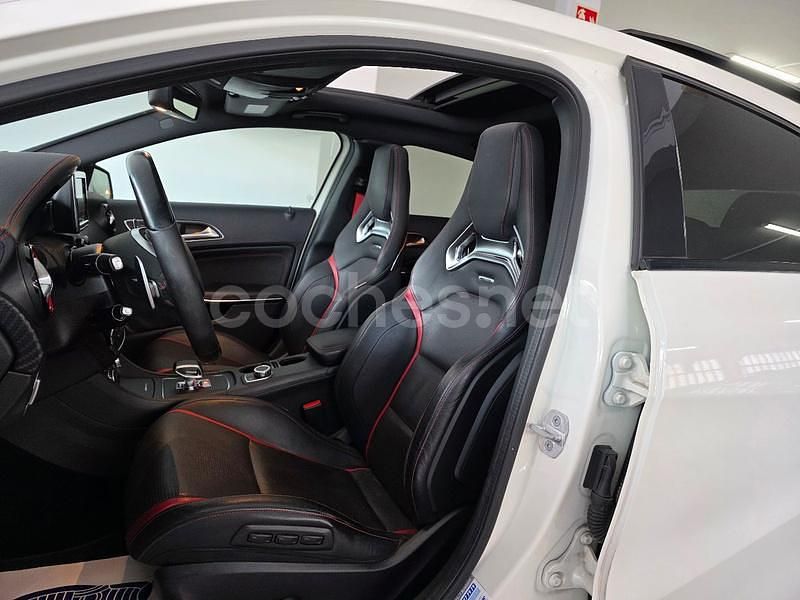 Blanco Usado 2014 Mercedes A45 AMG AMG Berlina | 26.900 € (Precio justo) - Imagen 1/4