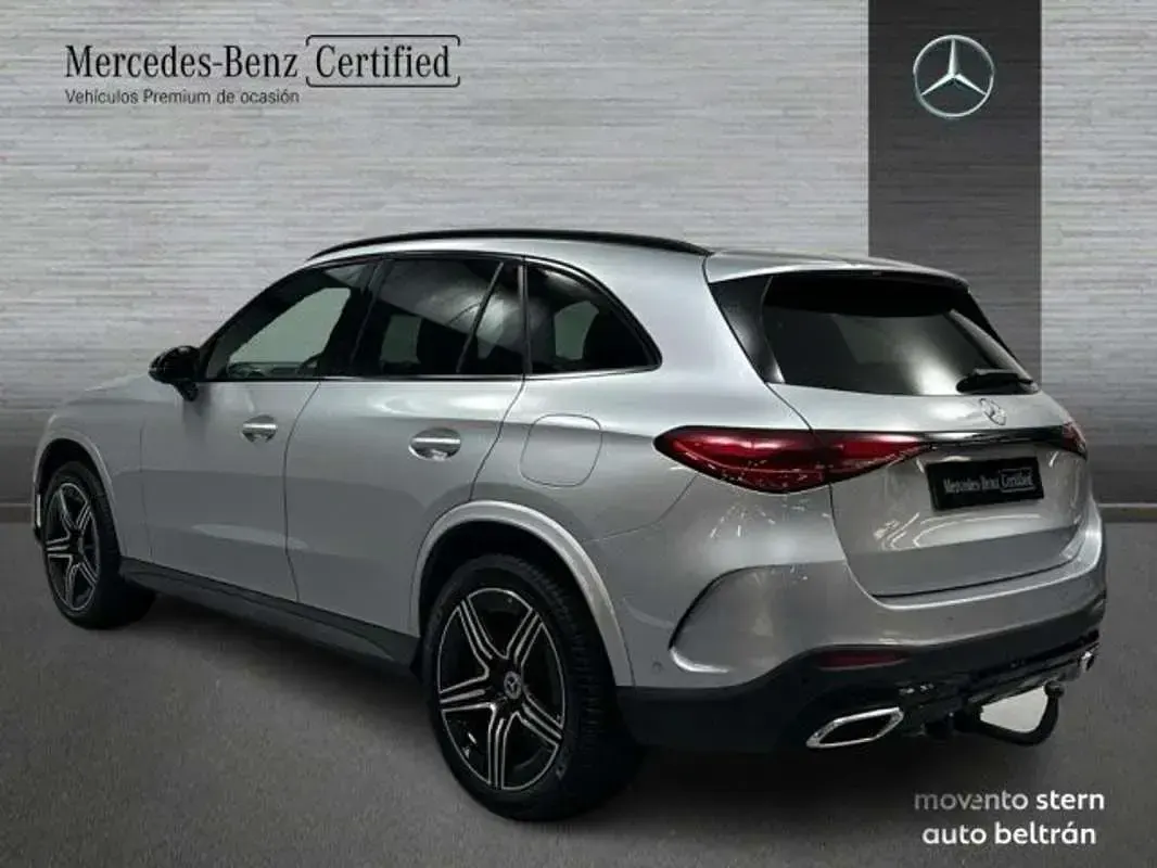 Usado Mercedes GLC300e 333 CV (244 kW) 2023 Gris SUV