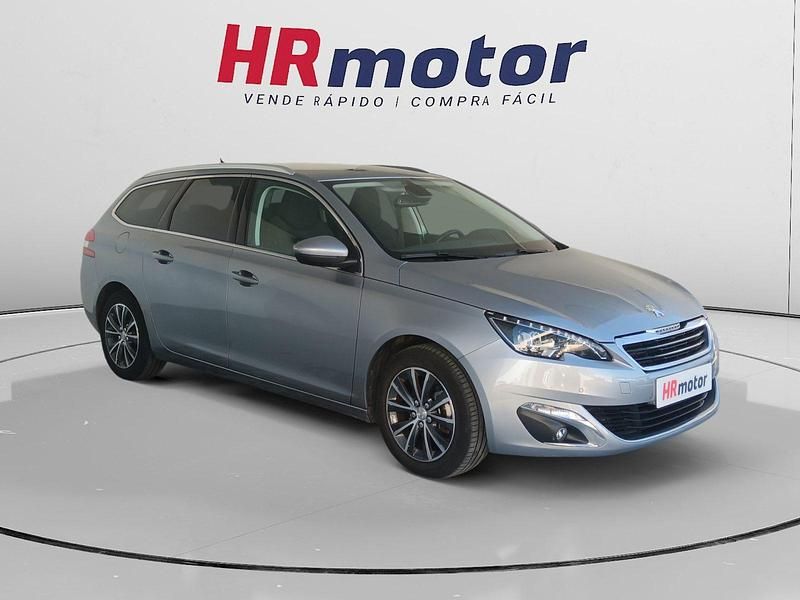 Usado Peugeot 308 SW Allure 131 CV (96 kW) 2017 Familiar