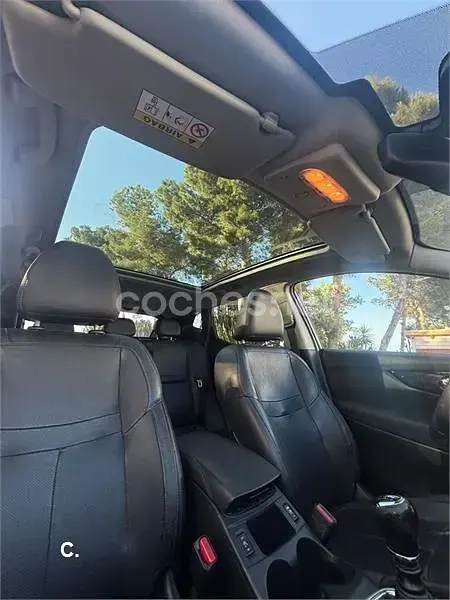 Usado Nissan Qashqai Premium Edition 110 CV (80 kW) 2015 Gris / plata SUV