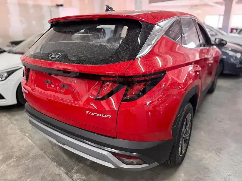 Usado Hyundai Tucson 160 CV (117 kW) 2025 Rojo SUV