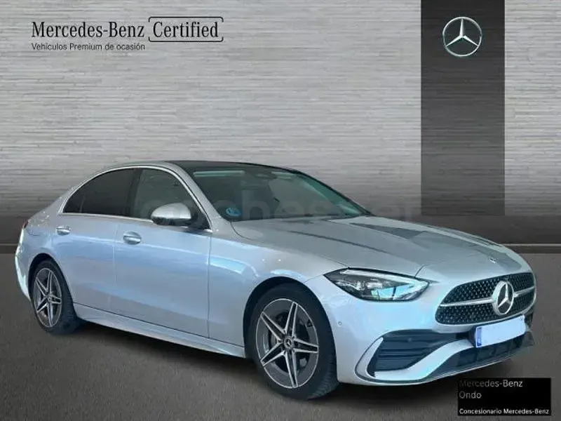 Usado Mercedes C200 163 CV (119 kW) 2023 Gris / plata Berlina