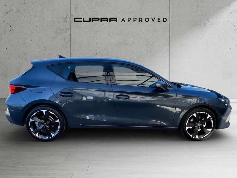 Usado Cupra Leon 150 CV (110 kW) 2025 Gris Utilitario