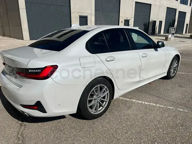 Usado BMW 318 150 CV (110 kW) 2019 Blanco Berlina