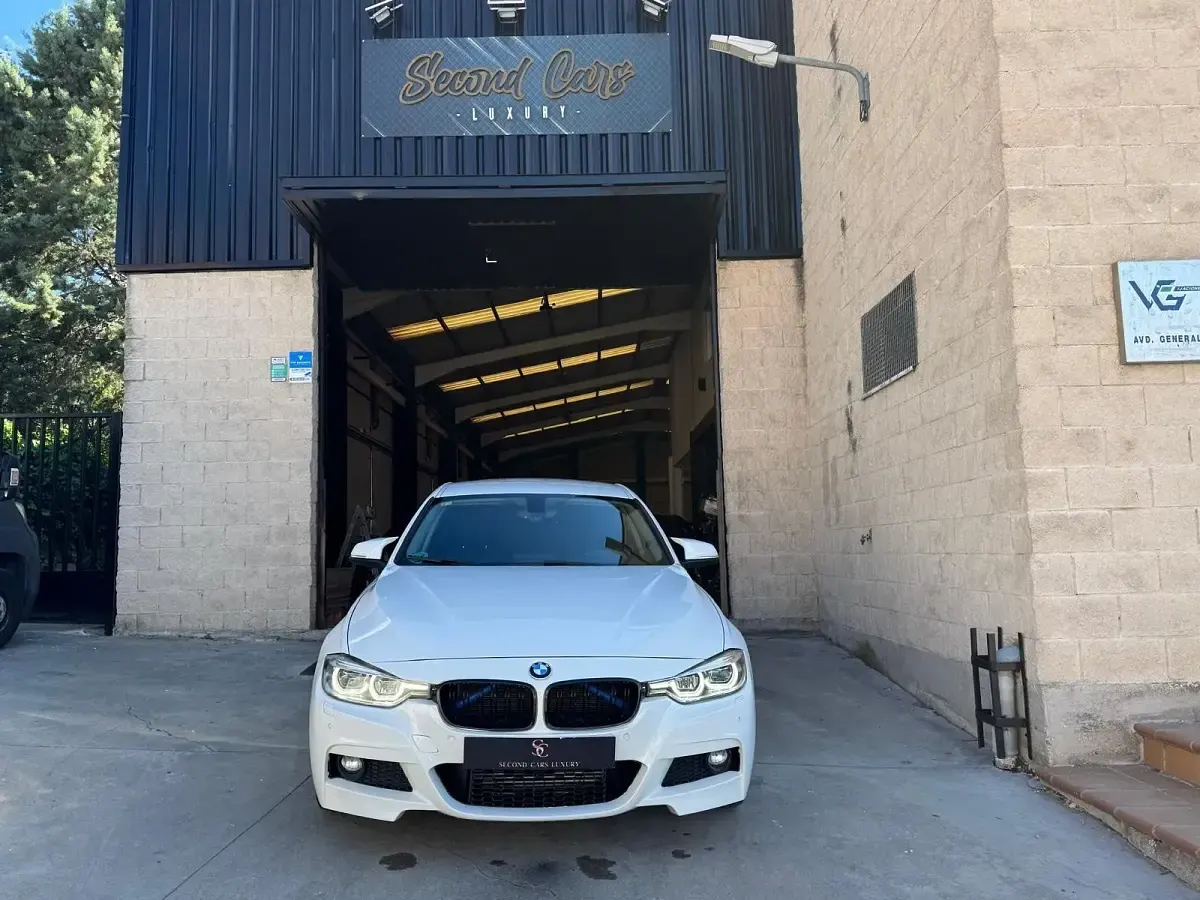 Usado BMW 318 150 CV (110 kW) 2016 Blanco Berlina