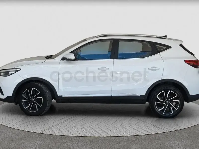 Usado MG ZS Luxury 111 CV (81 kW) 2022 Blanco SUV