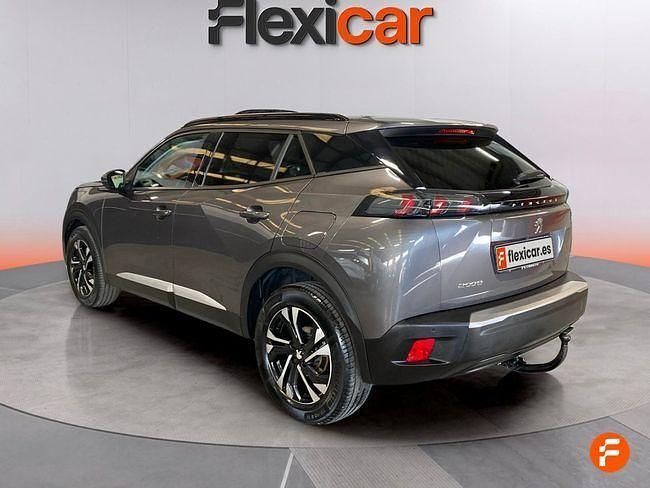 Usado Peugeot 2008 Allure 100 CV (73 kW) 2021 Gris SUV