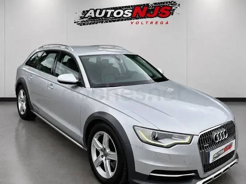 Usado Audi A6 Allroad 245 CV (180 kW) 2012 Gris / plata Familiar