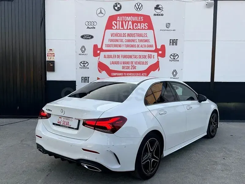 Usado Mercedes A200 150 CV (110 kW) 2022 Blanco Berlina