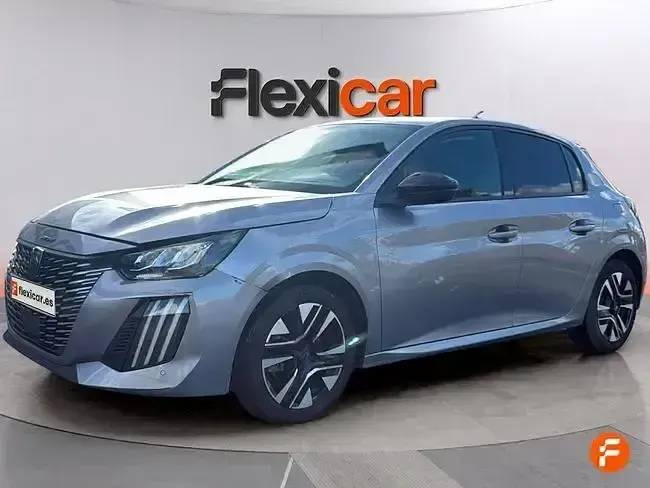 Usado Peugeot 208 Allure 100 CV (73 kW) 2025 Gris Utilitario