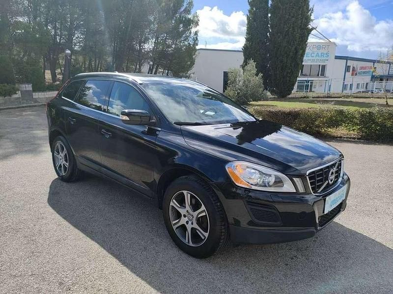 Usado Volvo XC60 Summum 163 CV (119 kW) 2011 Negro SUV