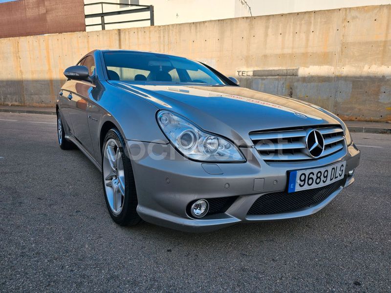 Gris / plata Usado 2005 Mercedes CLS55 AMG AMG Berlina | 25.000 € - Imagen 1/4