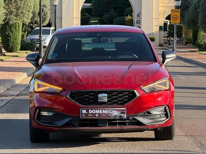 Usado Seat Leon FR 150 CV (110 kW) 2021 Negro Berlina