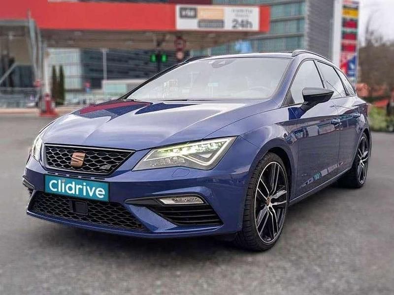 Usado Seat Leon ST 4Drive 300 CV (220 kW) 2019 Azul Familiar