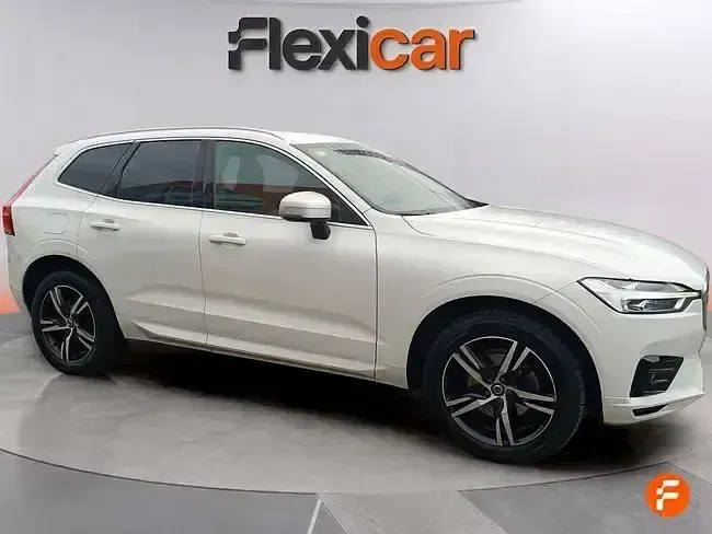 Usado Volvo XC60 R-Design 150 CV (110 kW) 2019 Blanco SUV