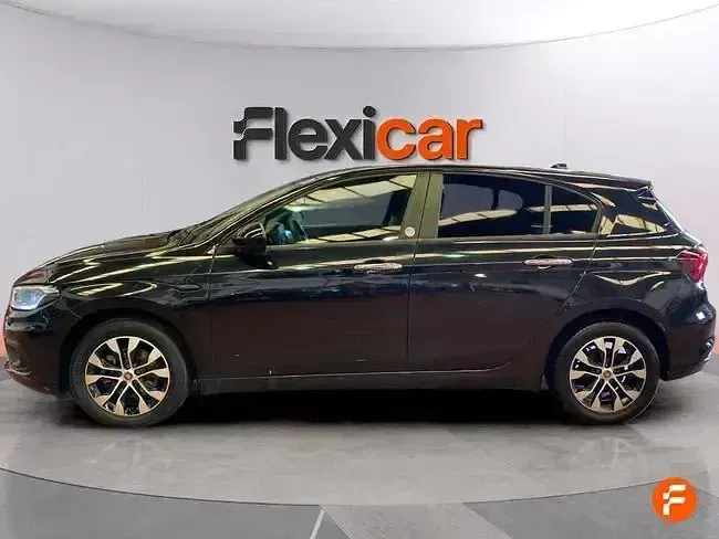 Usado Fiat Tipo Mirror 95 CV (69 kW) 2020 Negro Berlina