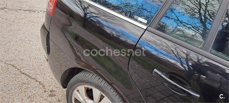 Usado Citroën C4 Picasso Exclusive 112 CV (82 kW) 2009 Negro Monovolumen