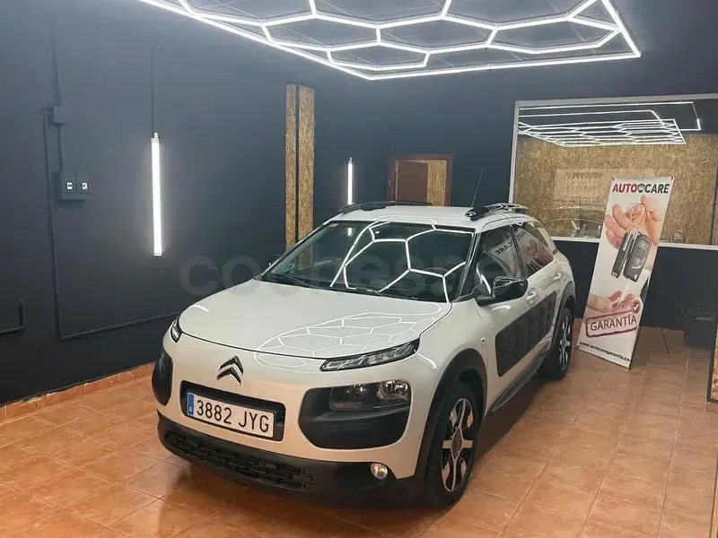 Usado Citroën C4 PureTech 110 CV (80 kW) 2017 Blanco Berlina