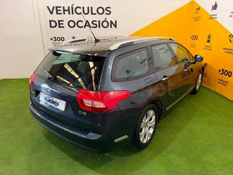 Usado Citroën C5 109 CV (80 kW) 2009 Azul Berlina