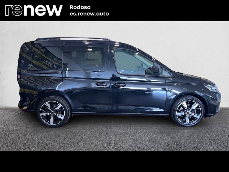 Usado VW Caddy Life 122 CV (89 kW) 2021 Negro Monovolumen