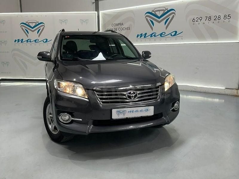 Usado Toyota RAV4 Advance 150 CV (110 kW) 2010 Gris / plata SUV