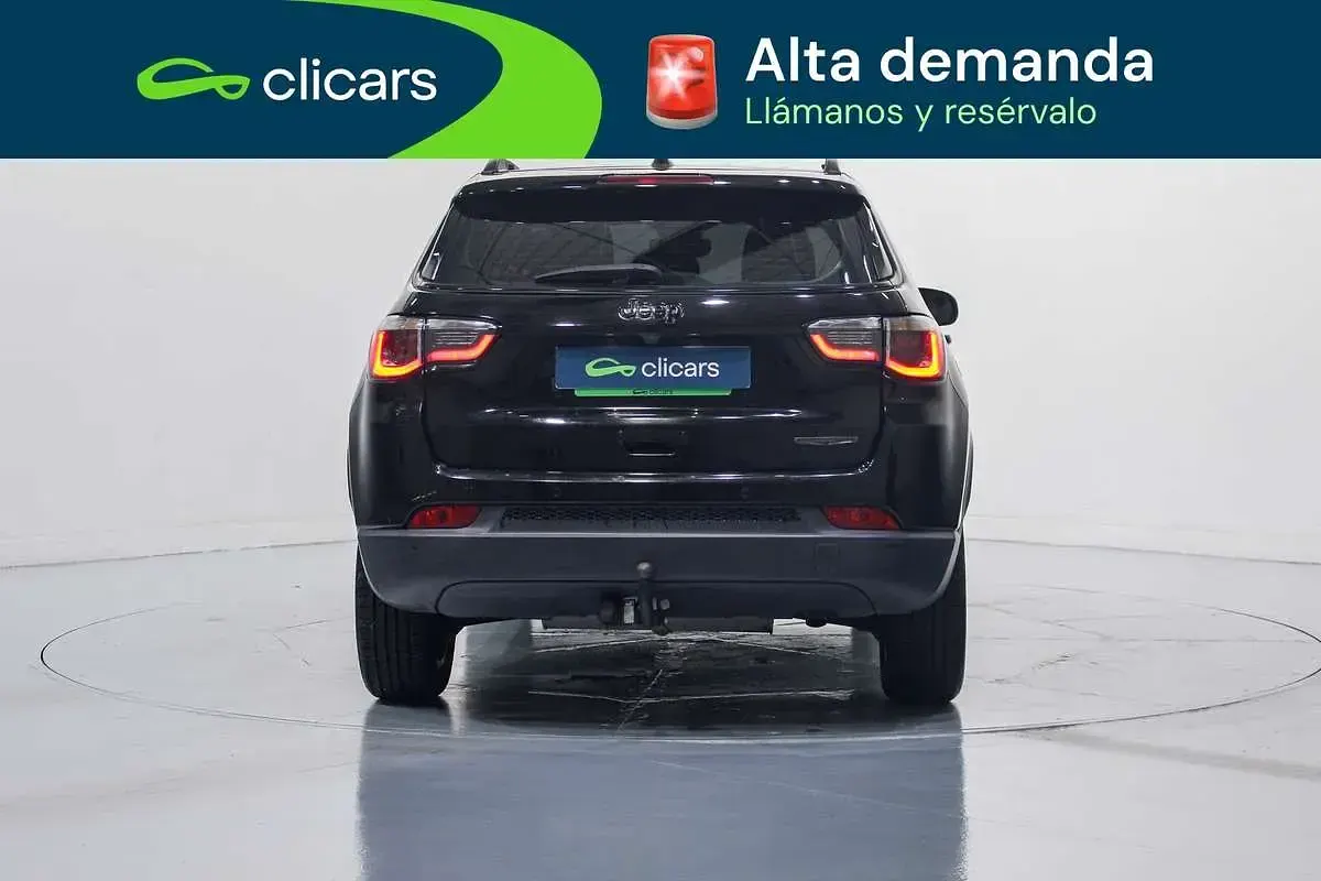 Occasion Jeep Compass Night Eagle 140 PK (102 kW) 2018 Zwart SUV