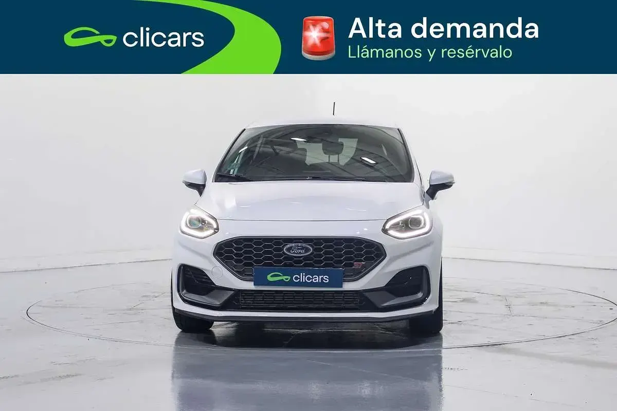 Usado Ford Fiesta ST 200 CV (147 kW) 2023 Blanco Utilitario