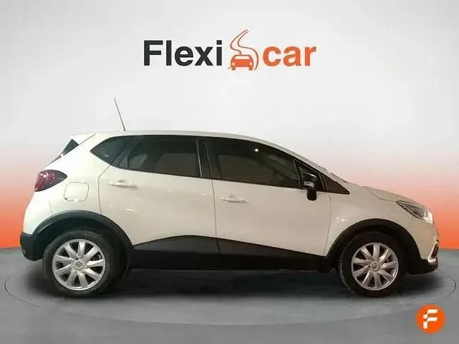 Usado Renault Captur Life 90 HP (66 kW) 2019 Bege SUV