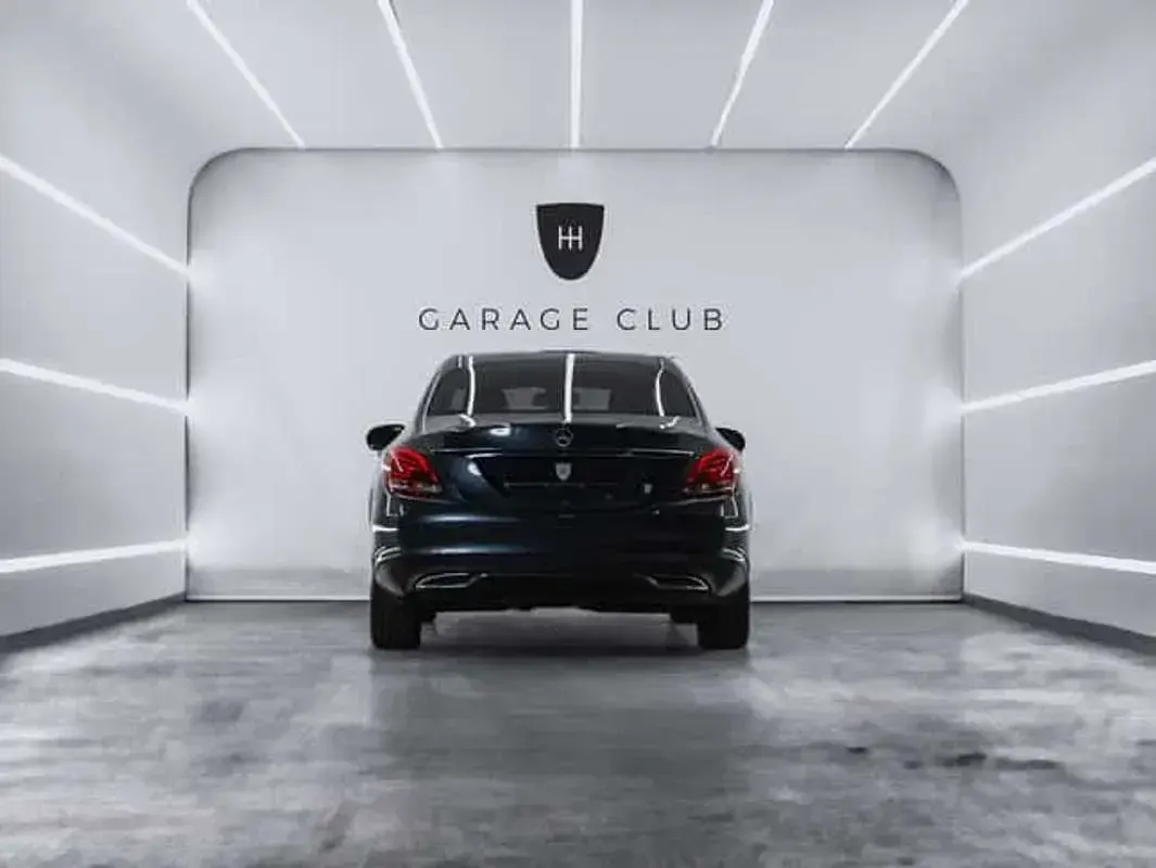 Usado Mercedes C180 Avantgarde 120 CV (88 kW) 2015 Berlina