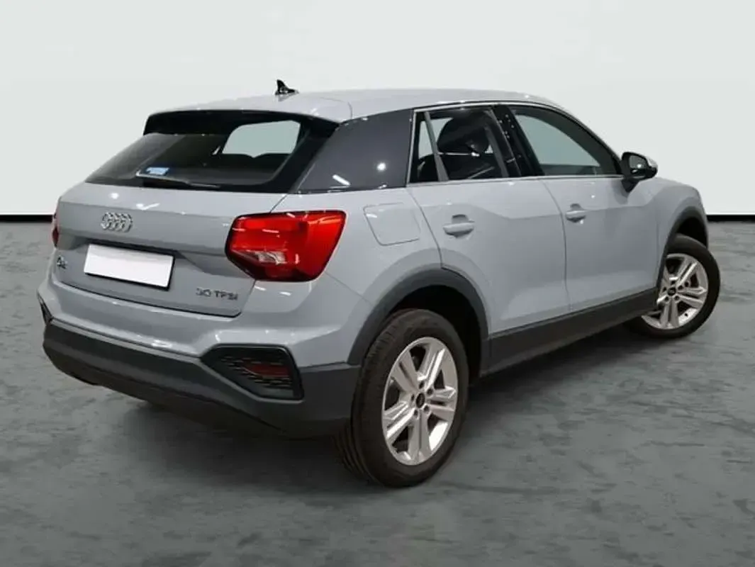 Usado Audi Q2 116 CV (85 kW) 2026 Gris SUV