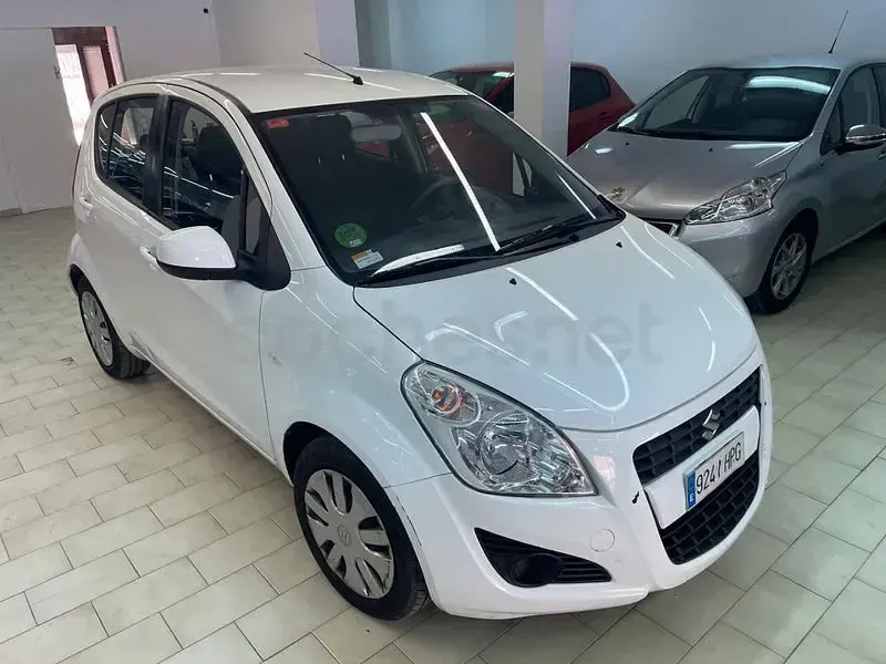 Usado Suzuki Splash GLS 68 CV (50 kW) 2013 Blanco Utilitario
