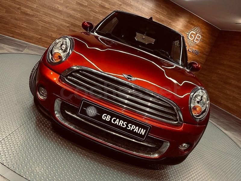 Usado Mini Cooper D Cabriolet 112 CV (82 kW) 2013 Granate Descapotable
