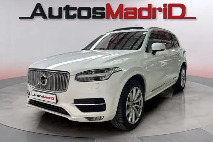 Usado Volvo XC90 Momentum 235 CV (172 kW) 2020 SUV