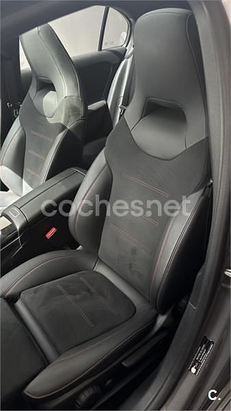 Usado Mercedes A250 218 CV (160 kW) 2024 Gris / plata Berlina