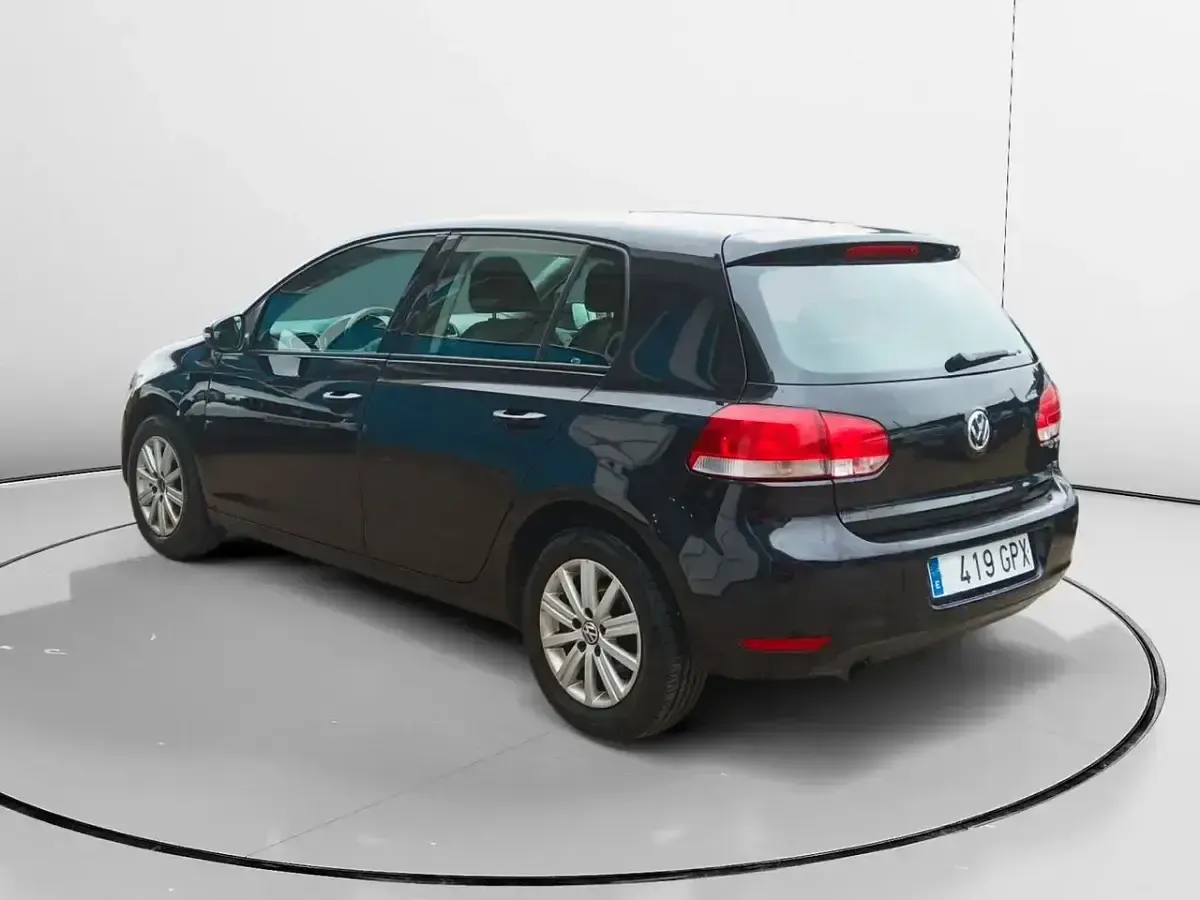Usado VW Golf VI Advance 106 CV (77 kW) 2009 Negro Utilitario