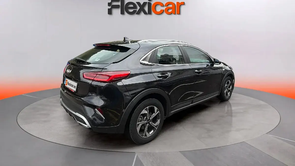 Usado Kia XCeed 160 CV (117 kW) 2023 Negro SUV