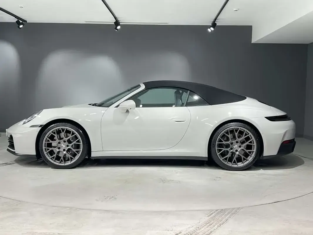 Usado Porsche 911 Carrera Cabriolet 394 CV (289 kW) 2024 Gris Descapotable