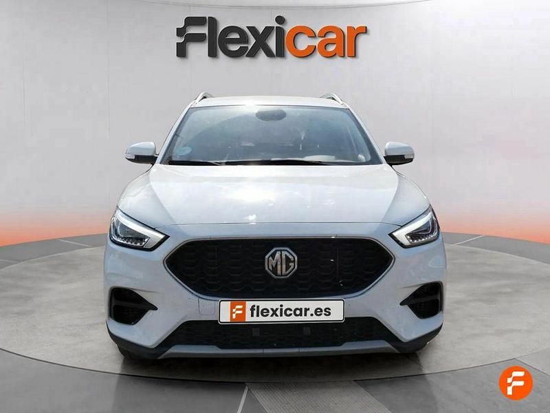 Usado MG ZS Comfort 106 CV (77 kW) 2023 Blanco Berlina