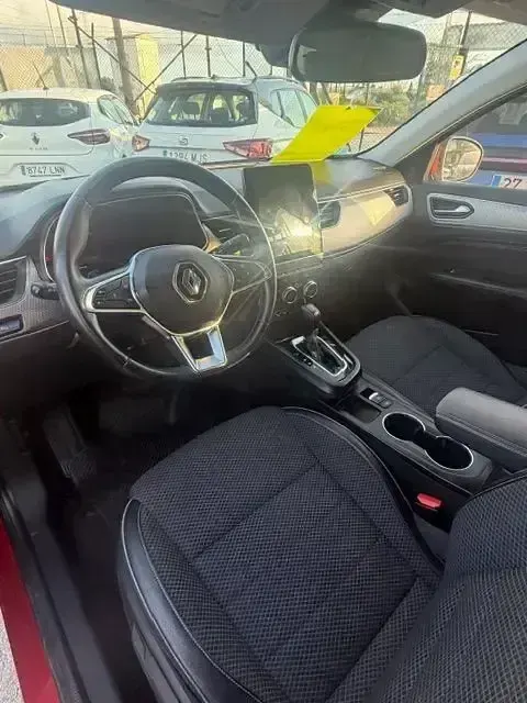 Usado Renault Arkana Evolution 145 CV (106 kW) 2023 Rojo SUV
