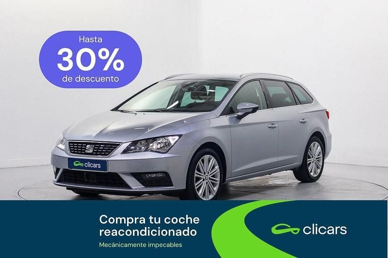 Usado Seat Leon XCELLENCE 130 CV (95 kW) 2020 Gris Familiar