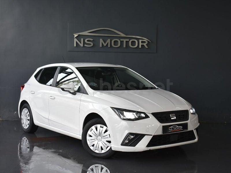 Usado Seat Ibiza Reference 80 CV (58 kW) 2023 Blanco Berlina