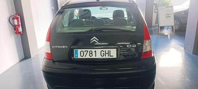 Usado Citroën C3 Exclusive 120 CV (88 kW) 2010 Negro Utilitario