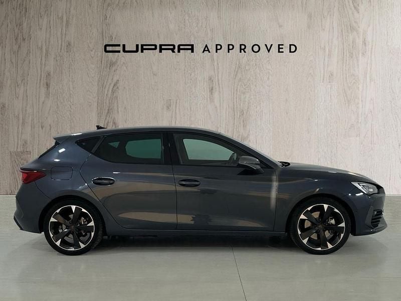 Usado Cupra Leon 204 CV (150 kW) 2024 Gris Berlina