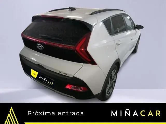 Usado Hyundai Bayon 100 HP (73 kW) 2022 Branco SUV