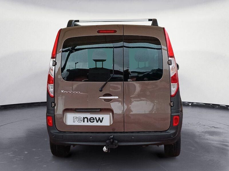 Usado Renault Kangoo 110 CV (80 kW) 2019 Marrón Monovolumen