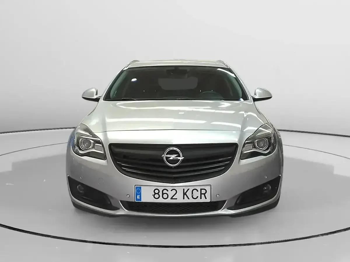 Usado Opel Insignia Business 136 CV (100 kW) 2017 Gris Familiar