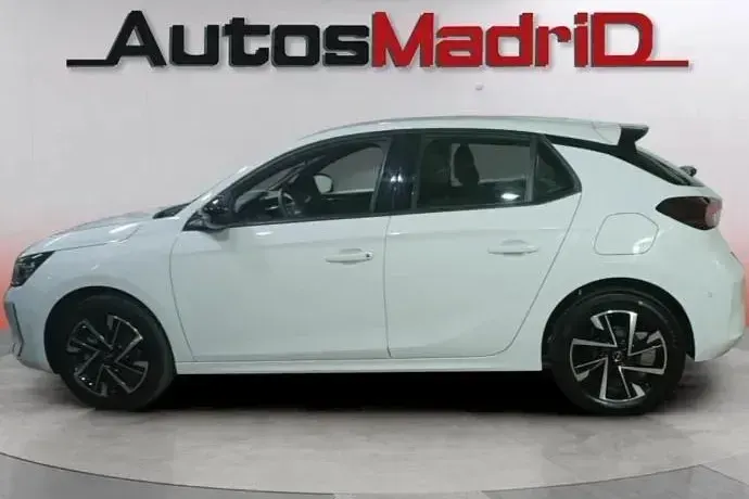 Usado Opel Corsa 100 CV (73 kW) 2024 Blanco Berlina
