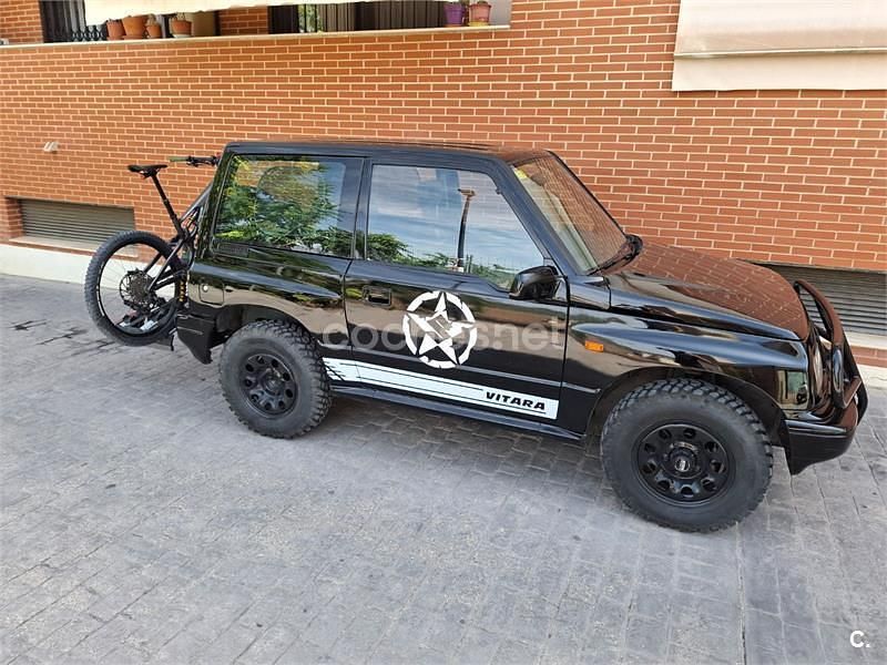 Negro Usado 2001 Suzuki Vitara SUV | 8500 € (Precio justo) - Imagen 1/4